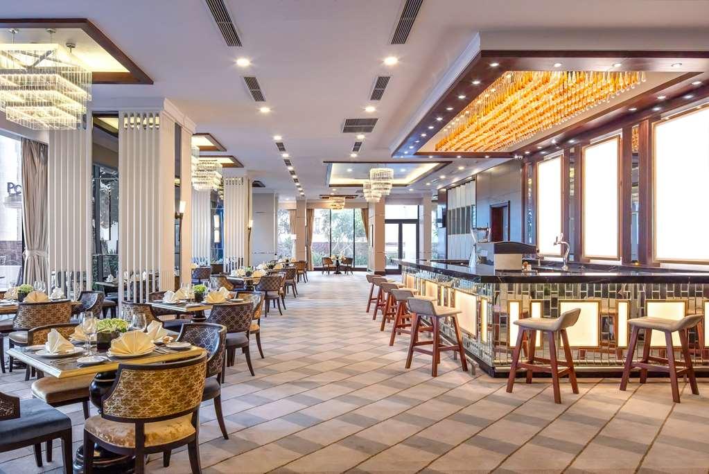 Melia Vinpearl Nha Trang Empire Hotel Restaurant billede